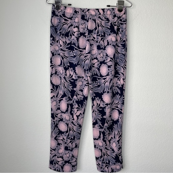 Clara Sun Woo Pink and Navy Blue Floral Jersey Knit Stretch Capri Pull On Pants - Picture 3 of 8